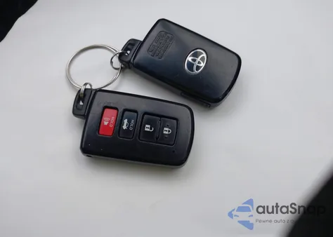 2014 Toyota Avalon Hybrid Limited z USA, uszkodzony, nr VIN 4T1BD1EB8EU024362